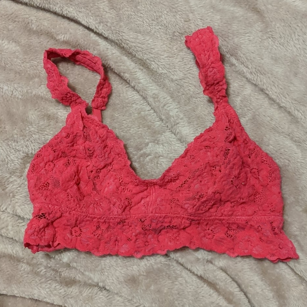 Pink aerie